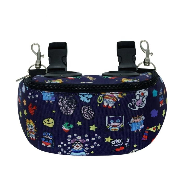 말 타기에 사용되는 스피커를 가진 가득 차있는 인쇄된 안장 허리 성기 팩