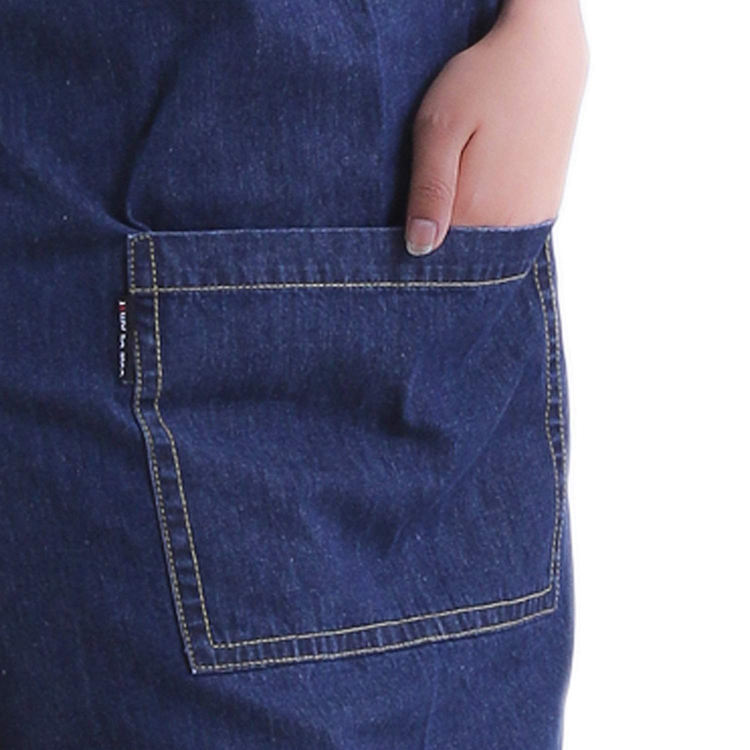 포켓 넥 스트랩 커스텀이 있는 고품질 유니섹스 데님 조절식 주방 턱받이 앞치마