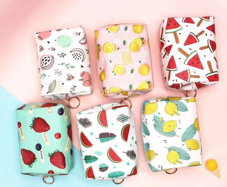  다채로운 메이크업 보관 가방 