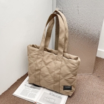 여성 가볍고 내구성이 뛰어난 소프트 패딩 퍼퍼 토트 백